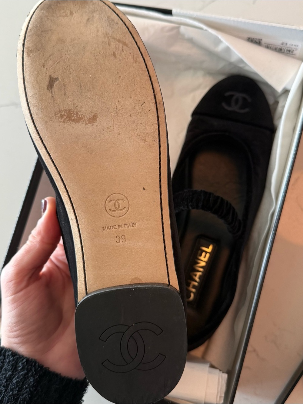 Chanel velvet mary janes // flats - Picture 6 of 8